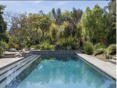Hollywood Hills Four Bedroom Vacation Home with Pool & Spa